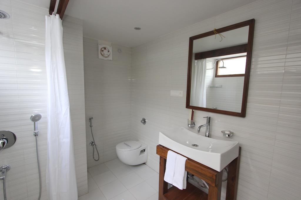 The Pear Tree Bed & Breakfast Shillong Exterior photo